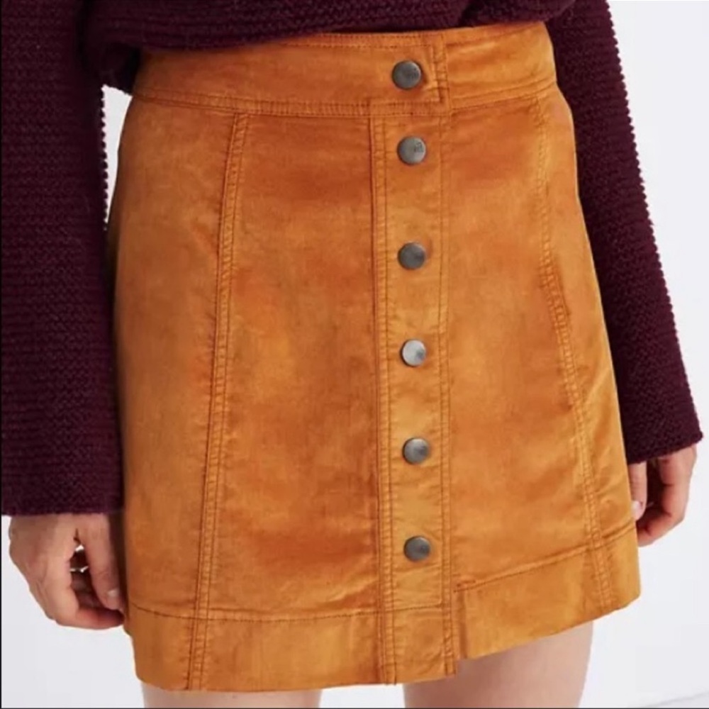 NWOT Madewell Velveteen A-Line Button-Front Mini Skirt in Mustard